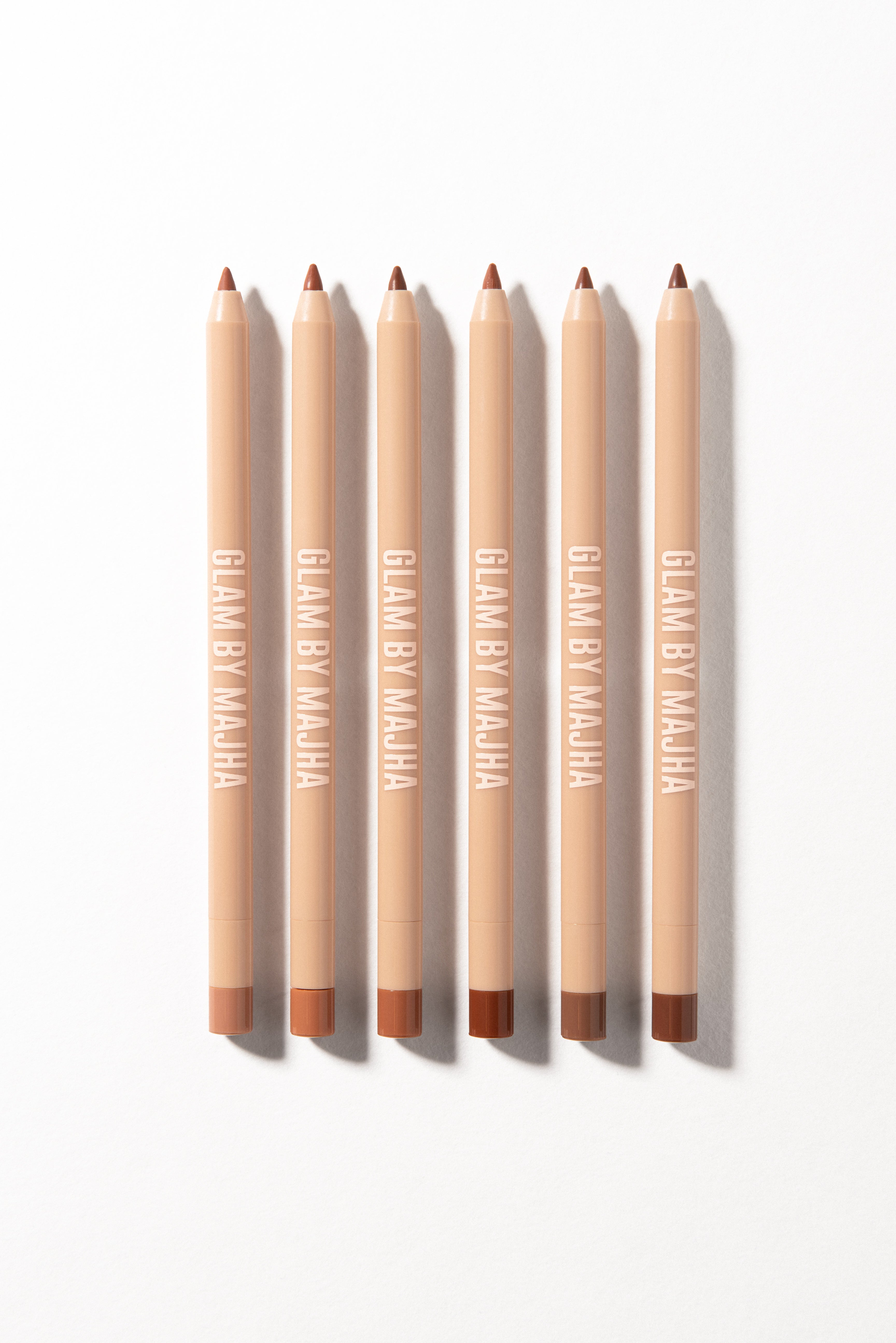 Iconic nude automatic lipliner