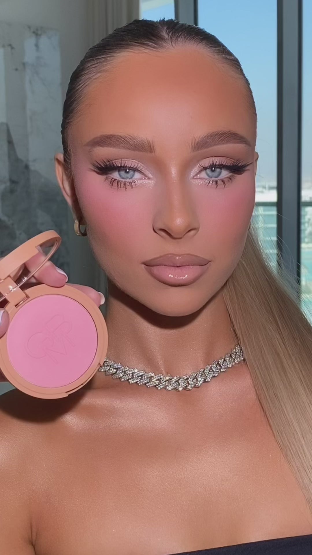 Ultra Pink Tinted Compact Powder