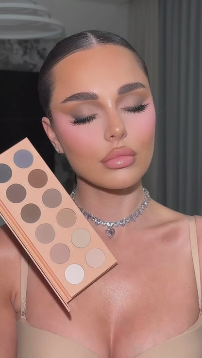Smokey eyeshadow palette